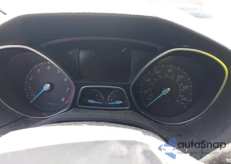 2014 Ford Focus Se z USA, uszkodzony, nr VIN 1FADP3F28EL404778